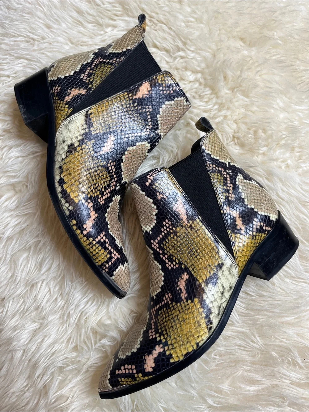 Marc Fisher stylish chic